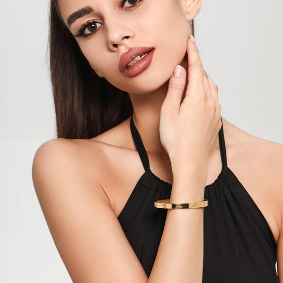 18K Gold-Plated Stainless Steel Love Friendship Bangle Jewelry Gift for Women - Picture 4 of 7